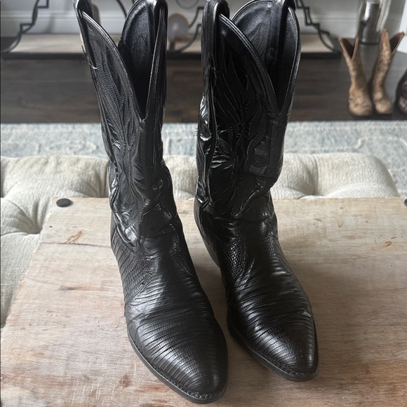 Tony Lama Shoes - Tony Lama Lizard Black Leather Cowboy Boots Women’s 6